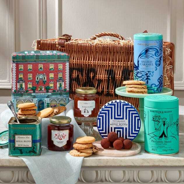 5161892_ayr24_the_piccadilly_hamper_mob_sq_1